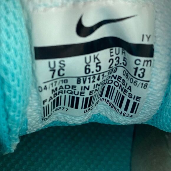 Nike Air Max Toddler White Aqua Purple Size 7C - Picture 7 of 7